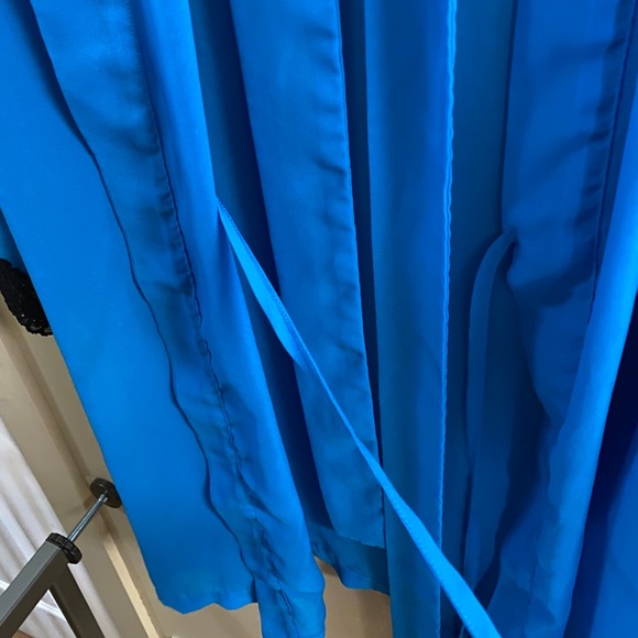 Blue with black lace robe - Picture 4 of 5